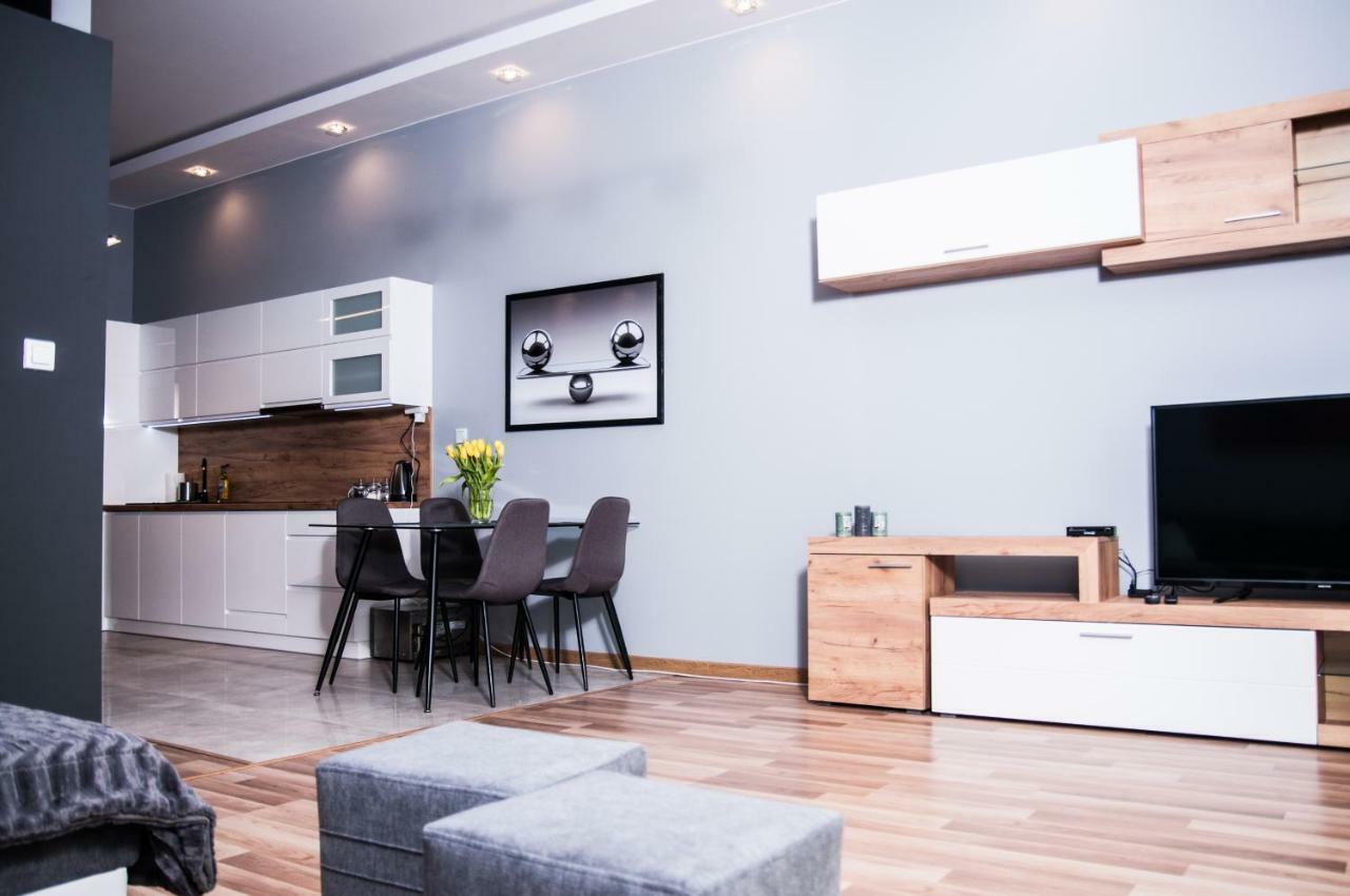 Ferienwohnung Loft Apart Tymienieckiego I Łódź Exterior foto